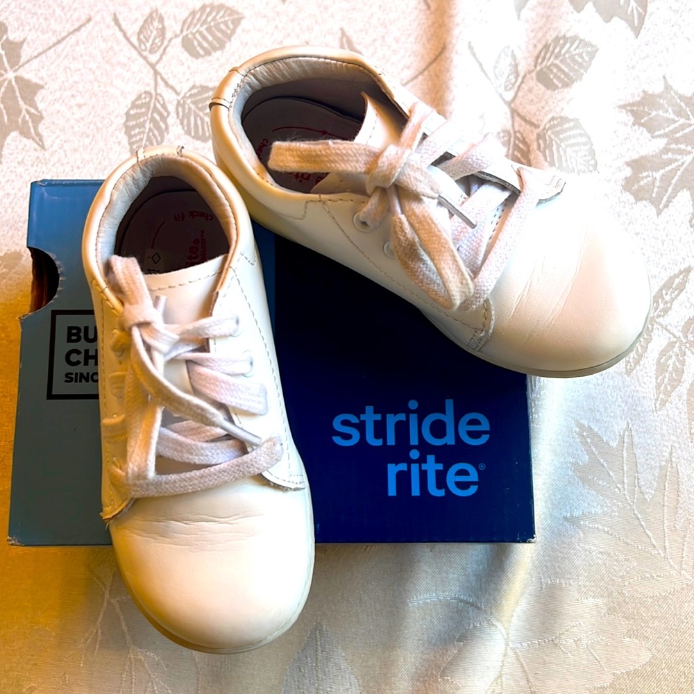 Infant Boys Stride Rite White Shoes